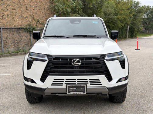Eminent White Pearl 2026 Lexus GX 550 Overtrail+