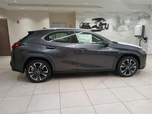 2025 Lexus UX 300h Premium