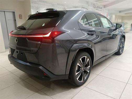 2025 Lexus UX 300h Premium