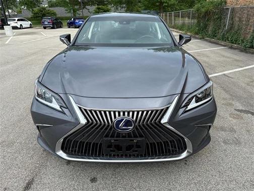 2021 Lexus ES 300h Luxury