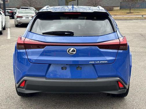 2024 Lexus UX 250h Base