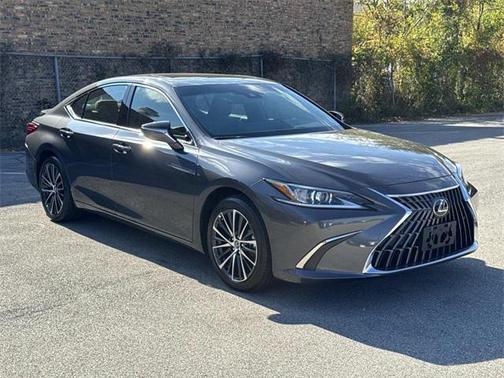 2025 Lexus ES 300h Premium