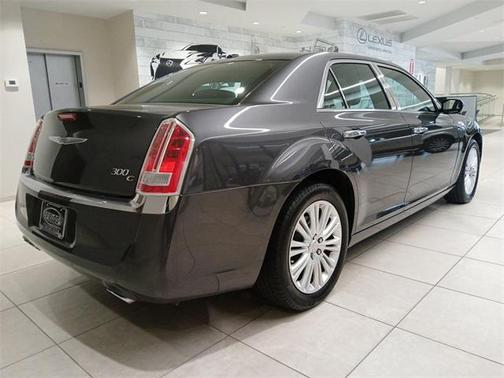 2014 Chrysler 300 S