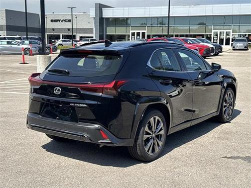 2025 Lexus UX 300h F SPORT Handling