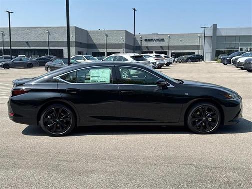 2025 Lexus ES 300h Base