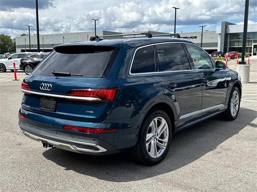 2020 Audi Q7 45 Premium Plus