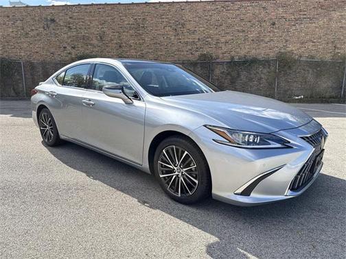 2022 Lexus ES 350 Base