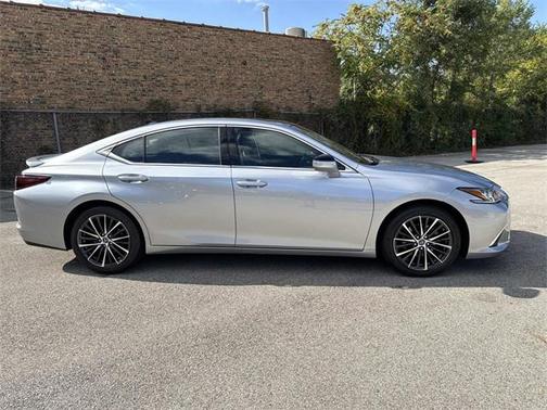 2022 Lexus ES 350 Base