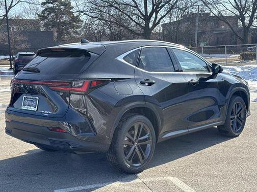 2026 Lexus NX 450h+ Luxury