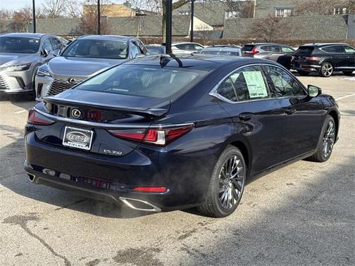 2025 Lexus ES 350 Luxury