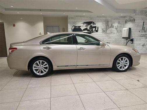 2010 Lexus ES 350 Base