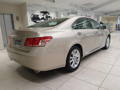 2010 Lexus ES 350 Base