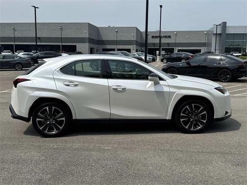 2025 Lexus UX 300h Premium