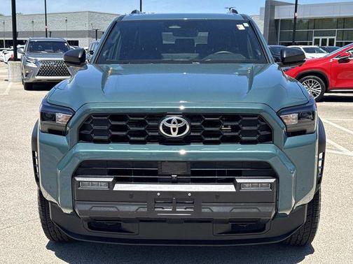 Everest 2025 Toyota 4Runner TRD Off Road Premium