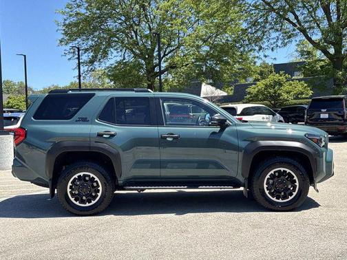 Everest 2025 Toyota 4Runner TRD Off Road Premium