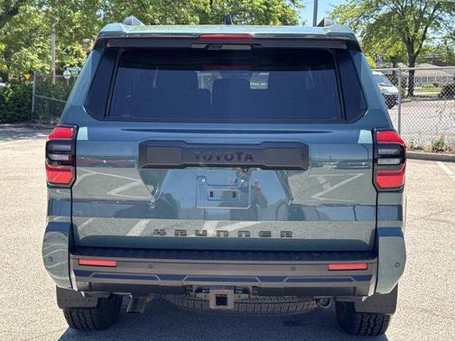 Everest 2025 Toyota 4Runner TRD Off Road Premium