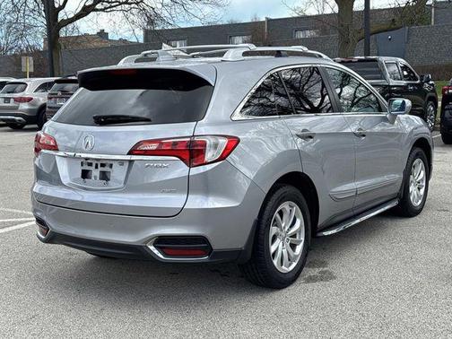 Lunar Silver Metallic 2018 Acura RDX Technology Package