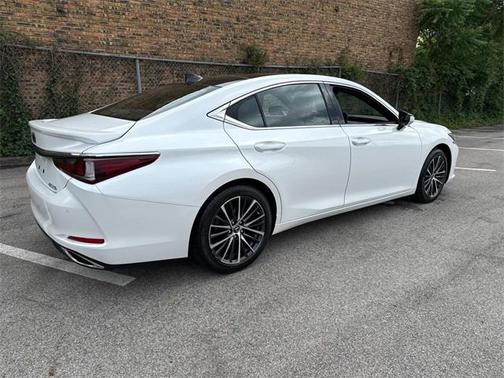 2022 Lexus ES 350 Premium