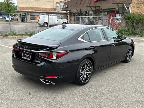 2024 Lexus ES 350 Base