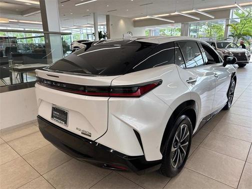 2024 Lexus RZ 450e Premium