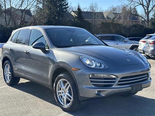 2014 Porsche Cayenne Platinum Edition