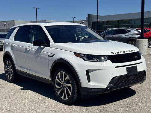 White 2021 Land Rover Discovery Sport SE