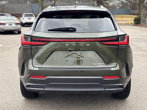 2025 Lexus NX 350h Premium