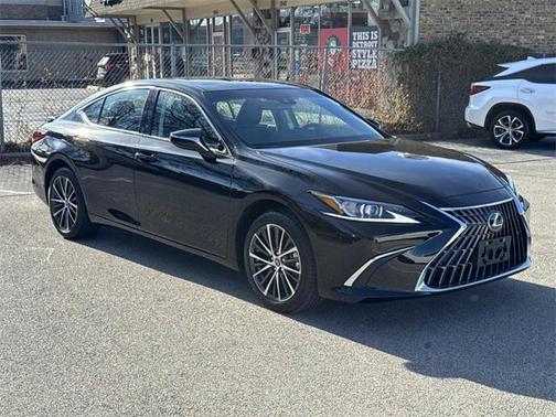 2023 Lexus ES 250 Base