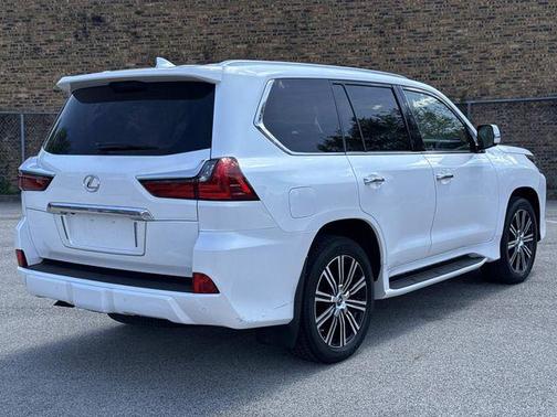 Eminent White Pearl 2020 Lexus LX 570 Three-Row