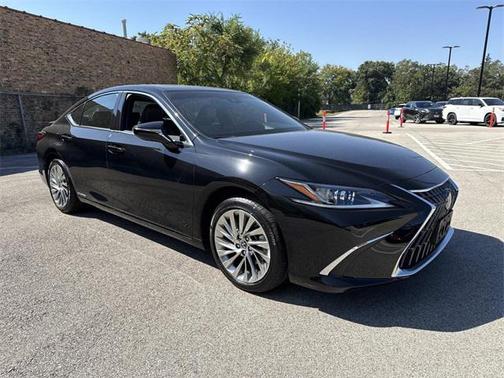 2022 Lexus ES 300h Luxury