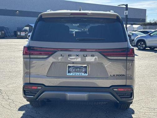 2026 Lexus LX 700h Overtrail