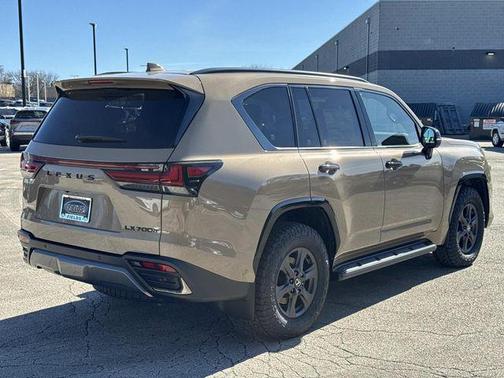 2026 Lexus LX 700h Overtrail