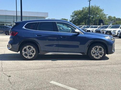 Phytonic Blue Metallic 2024 BMW X1 xDrive28i
