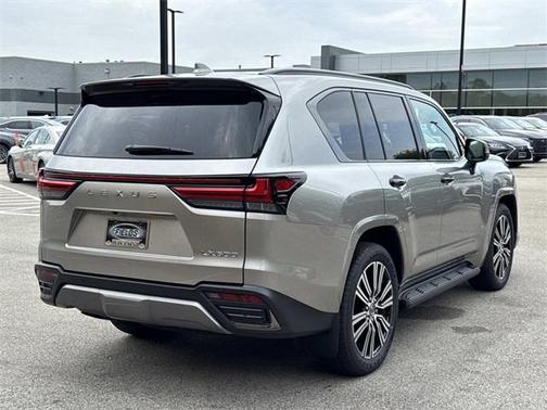 2025 Lexus LX 600 Luxury