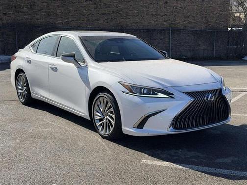 2021 Lexus ES 300h Luxury