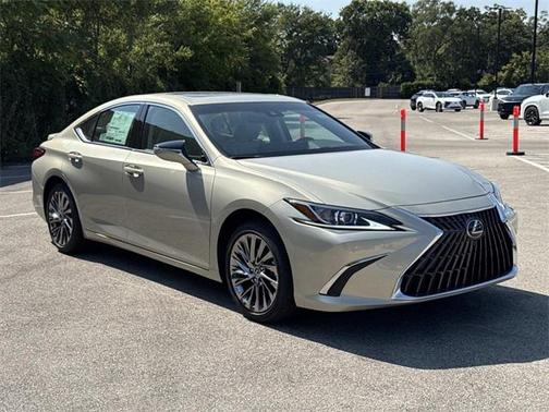 2025 Lexus ES 300h Luxury