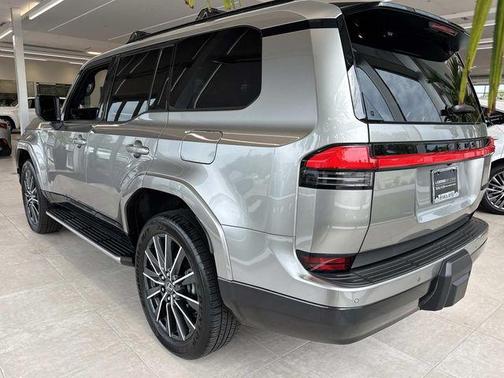 Atomic Silver 2025 Lexus GX 550 Luxury