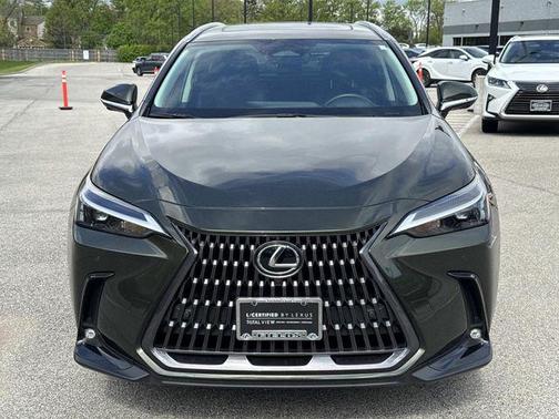 Nori Green Pearl 2025 Lexus NX 350h Premium