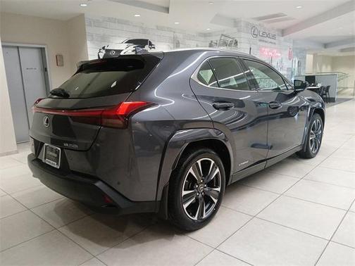 2022 Lexus UX 250h Base