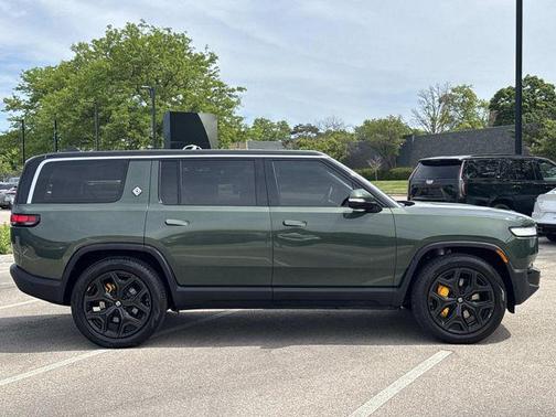 Green 2023 Rivian R1S Adventure
