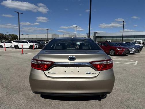 2015 Toyota Camry Hybrid XLE