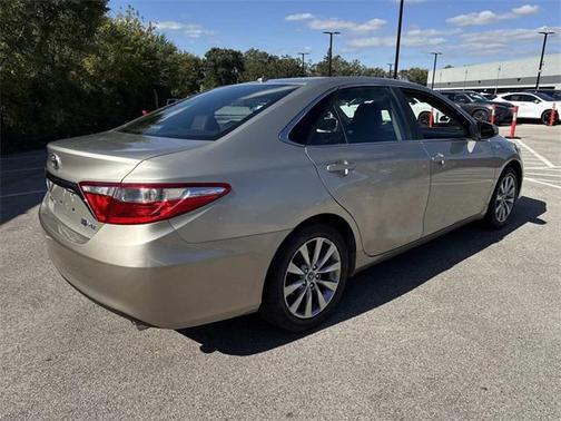 2015 Toyota Camry Hybrid XLE