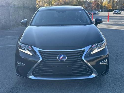 2016 Lexus ES 300h Base