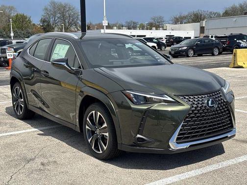 Nori Green Pearl 2026 Lexus UX 300h Premium