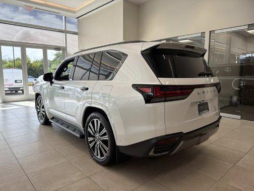 Eminent White Pearl 2026 Lexus LX 700h Luxury