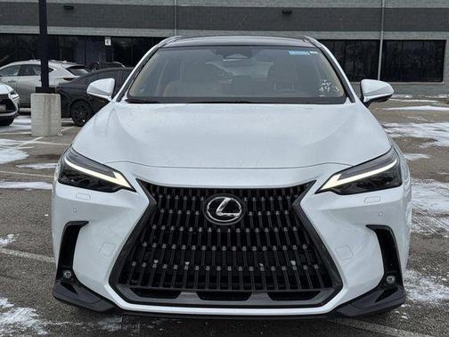 2026 Lexus NX 450h+ Luxury