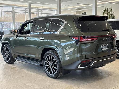 2026 Lexus LX 700h F SPORT Handling