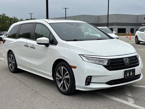 Platinum White Pearl 2021 Honda Odyssey Touring