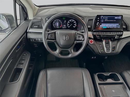 Crystal Black Pearl 2025 Honda Odyssey