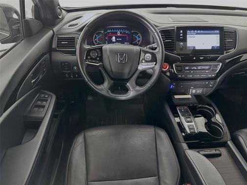 Crystal Black Pearl 2022 Honda Pilot